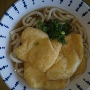 いなりあげで♪甘いお揚げの簡単きつねうどん♡